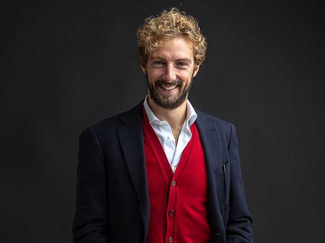 AGGIORNAMENTO PERMANENTEIN PRESENZA
Serata di fine anno. Incontro con Alessandro D’Avenia: i giovani, il nostro futuro
