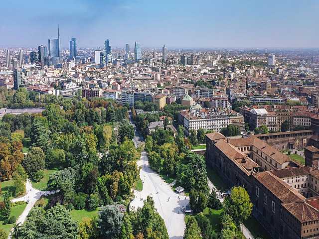 AMBROSETTI MANAGEMENT (*)IN PRESENZA
Alla scoperta della Milano segreta: simboli e numeri, nella storia e nei brand
(Incontro esperienziale)