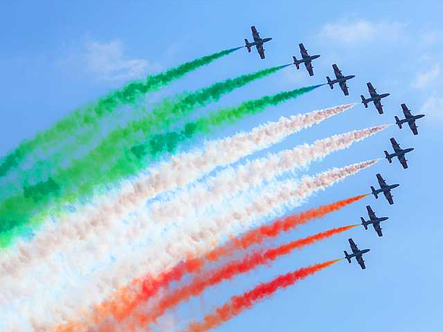 AGGIORNAMENTO PERMANENTEIN PRESENZA
Serata di fine anno: incontro con il Comandante delle Frecce Tricolori