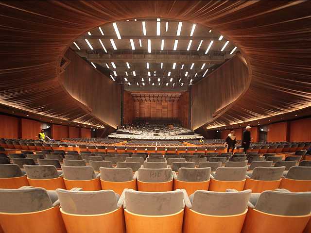 AGGIORNAMENTO PERMANENTEIN PRESENZA
Serata al Teatro del Maggio Musicale Fiorentino e visione dell’opera “Alcina” (con accompagnatore)