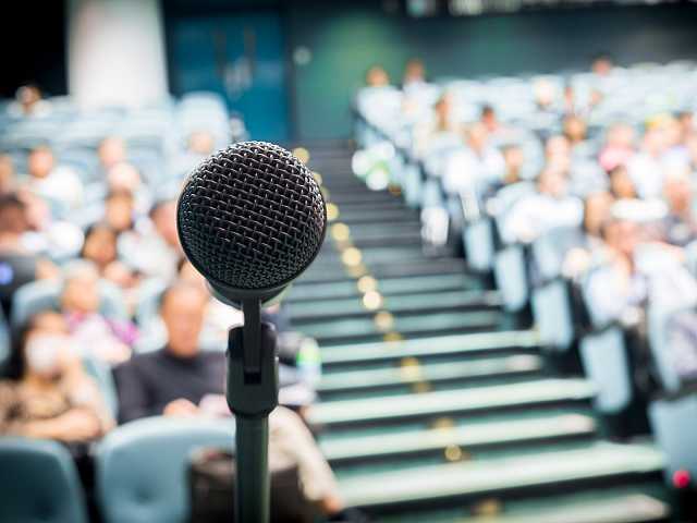 AGGIORNAMENTO PERMANENTEIN PRESENZA
Public Speaking: le parole da scegliere e da evitare sul lavoro e nella vita