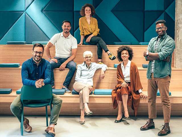 AMBROSETTI LIVEVIA WEB
Intergenerational collaboration: un circolo virtuoso per unire le generazioni e far prosperare l’azienda