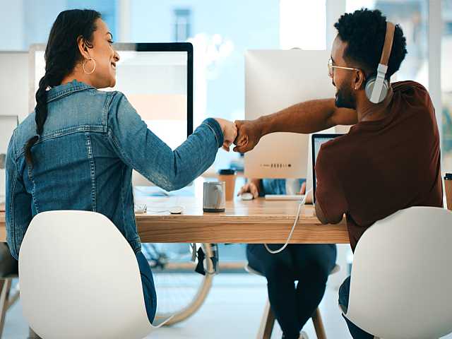 AMBROSETTI LIVEVIA WEB
Andare d'accordo: come lavorare con chiunque (anche con le persone difficili)