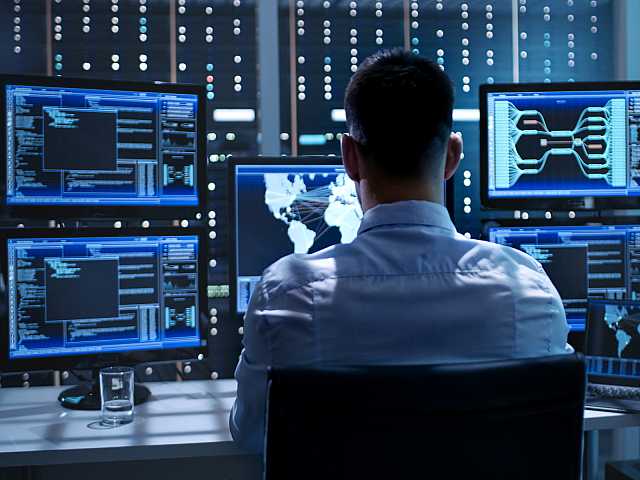 AGGIORNAMENTO PERMANENTEIN PRESENZA
Visita al Security Operation Center di Leonardo: il cuore pulsante della cybersecurity italiana