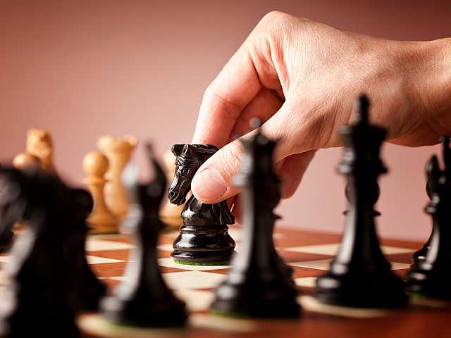AMBROSETTI MANAGEMENT (*)IN PRESENZA E VIA WEB
Scelte veloci e scelte lente: quando e come accelerare e quando fermarsi a riflettere