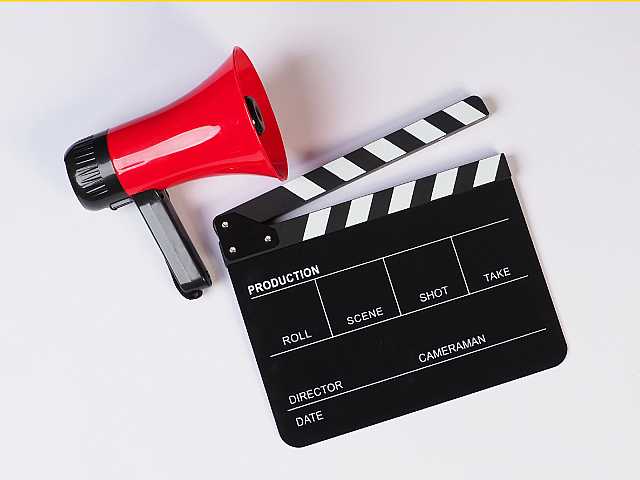TEHA LIVEVIA WEB
Cinema and Management: how effective communication drives success