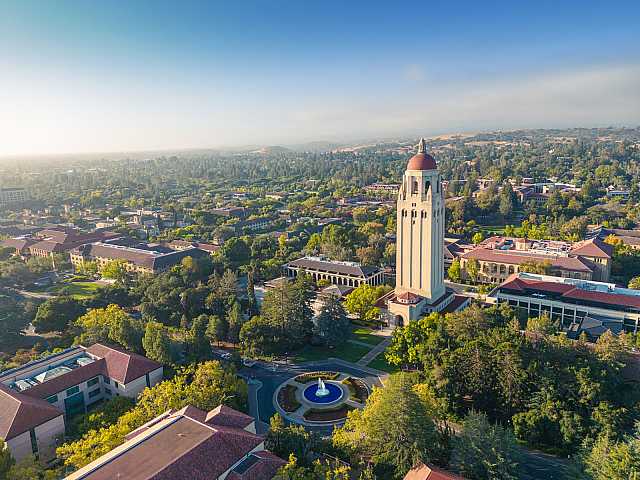 Executive Education Program in Silicon Valley
Leadership & Strategy in the Age of AI