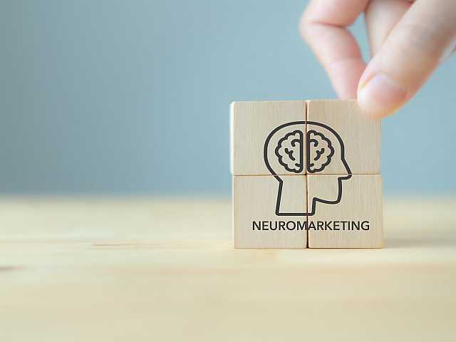 AGGIORNAMENTO PERMANENTEIN PERSON
Inside the Customer’s Mind: Relationship Strategies Based on Neuroscience