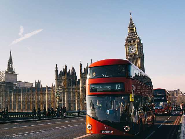 People First
Il futuro delle Risorse Umane nell'era dell'AI