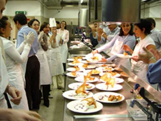 AGGIORNAMENTO PERMANENTEIN PRESENZA
Team e valori: lezione in cucina