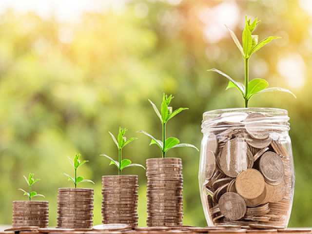AGGIORNAMENTO PERMANENTEIN PRESENZA
L'austerità giusta ci fa crescere:
riflessioni per un'Italia nuova in Europa