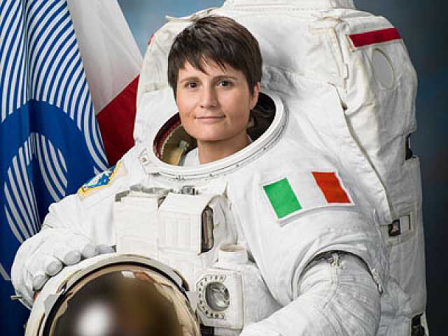 AGGIORNAMENTO PERMANENTEIN PRESENZA
Incontro con Samantha Cristoforetti:
In viaggio tra le stelle: le sfide tecnologiche dell'esplorazione spaziale