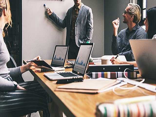 AGGIORNAMENTO PERMANENTEIN PRESENZA
Guidare l’innovazione tra nuove tecnologie e leadership: l’esperienza di 3M