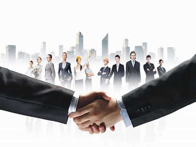 AMBROSETTI MANAGEMENT (*)VIA WEB
Negoziare sotto pressione: esempi e lezioni da mondi diversi