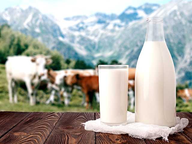 AGGIORNAMENTO PERMANENTEIN PRESENZA
Dal campo alla tavola.
La sostenibilità della filiera alimentare: visita allo stabilimento Parmalat di Collecchio