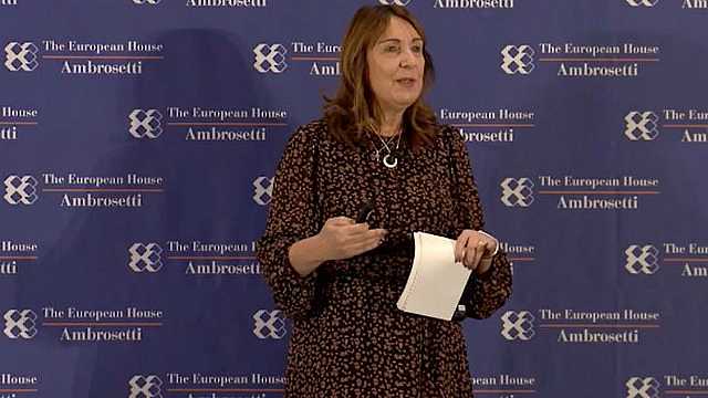 How to help leaders develop soft skills