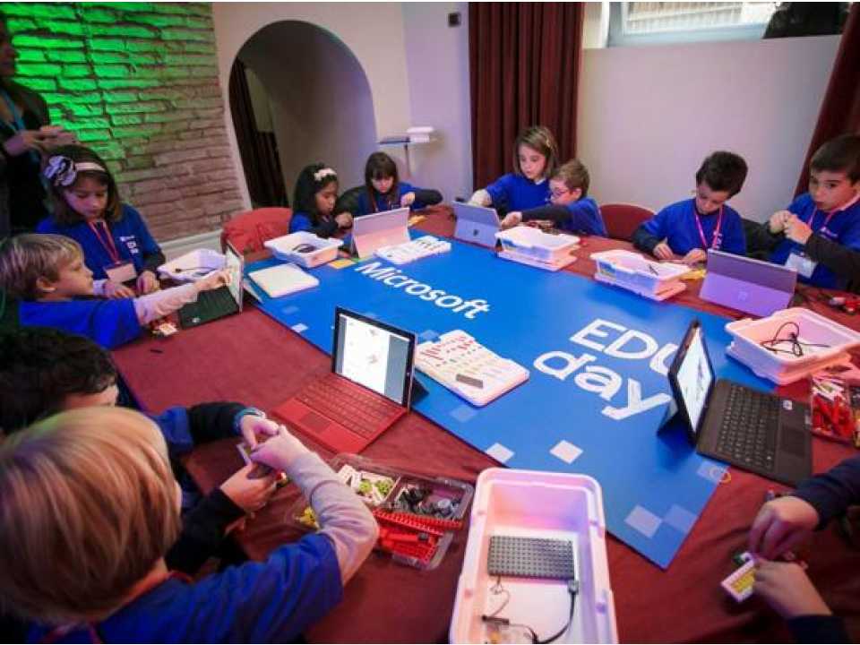 Minecraft, un videogioco in classe per imparare matematica e storia