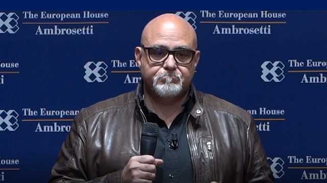 Come diventare i numeri 1 utilizzando fantasia e tecnologia